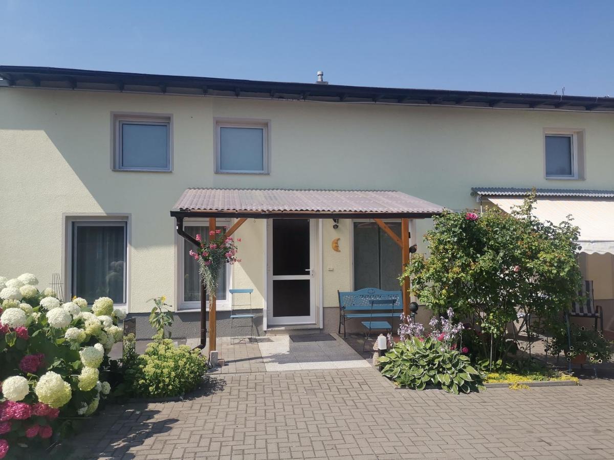 Ferienwohnung Uenglingen Stendal Exterior foto